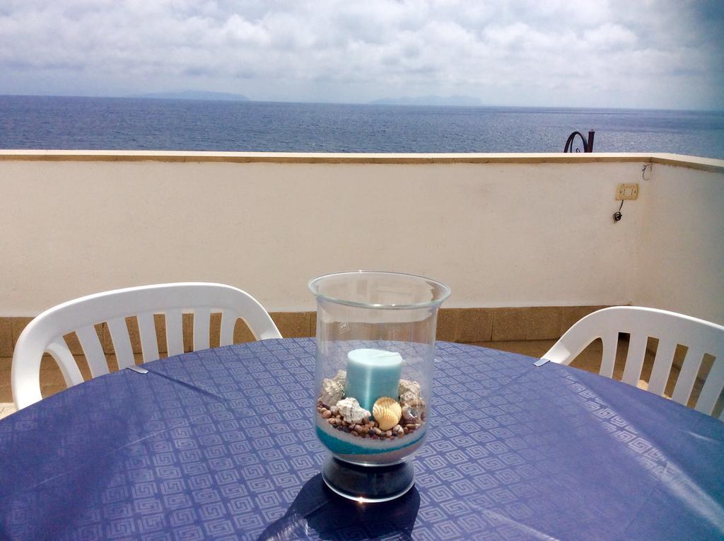 Апартаменты Dimora Tipica Vista Mare Мареттимо Экстерьер фото
